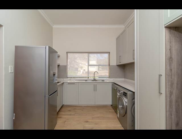 4 BEDROOM HOUSE TO LET IN STELLENBOSCH FARMS
