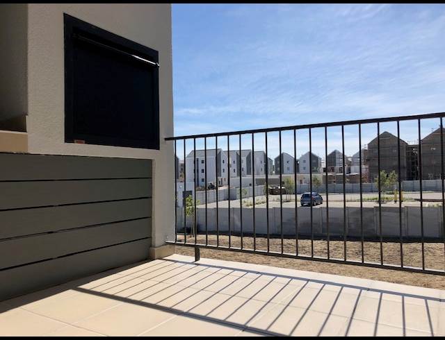 2 BEDROOM PROPERTY TO RENT IN BURGUNDY ESTATE