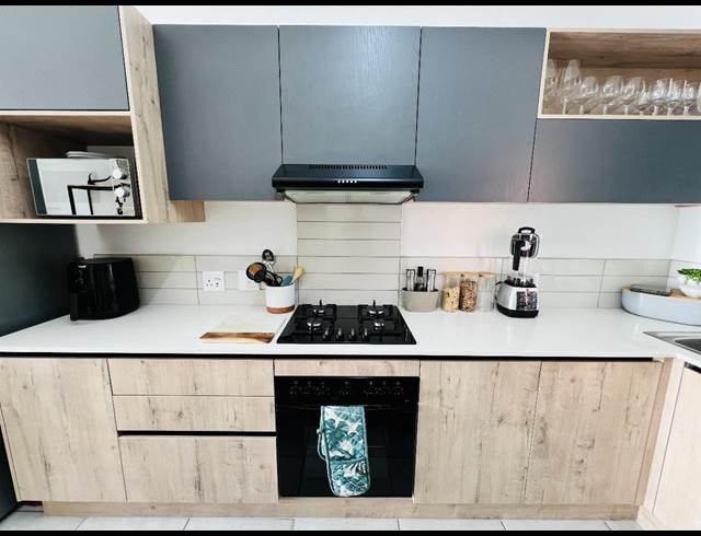 2 bed property to rent in BRACKENFELL NORTH