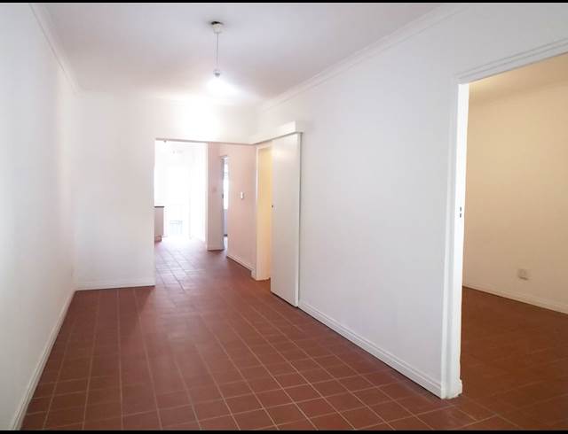 2 bed property to rent in SCHOTSCHE KLOOF