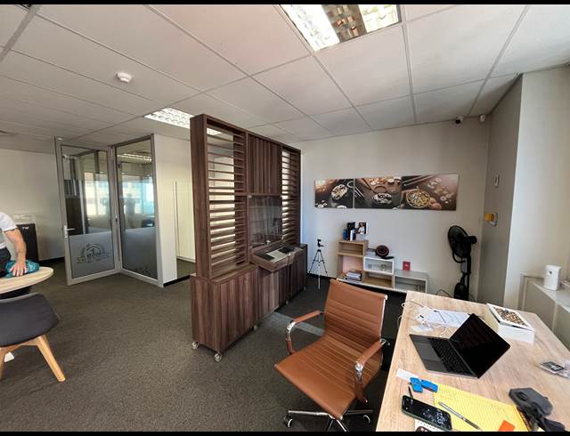 93M² OFFICE TO LET IN CAPE TOWN CITY CENTRE