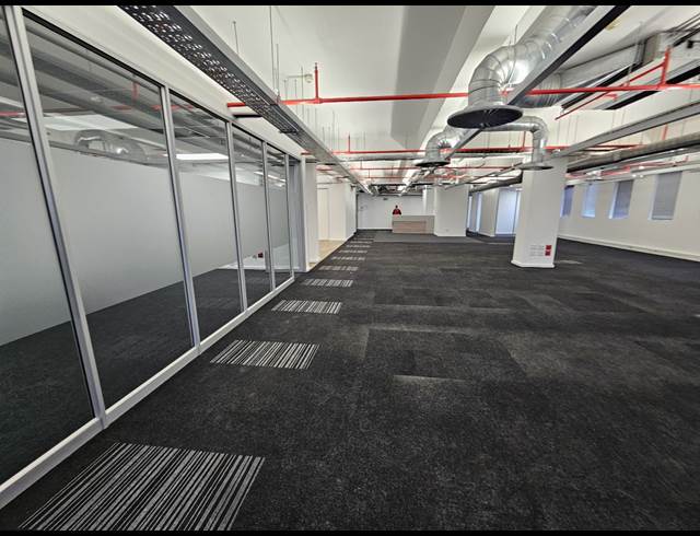 505M² OFFICE TO LET IN WOODSTOCK