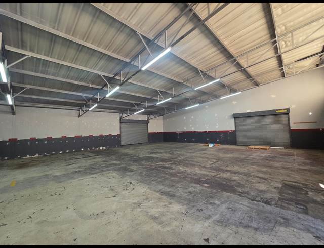 280M² WAREHOUSE TO LET IN KOEDOESPOORT INDUSTRIAL