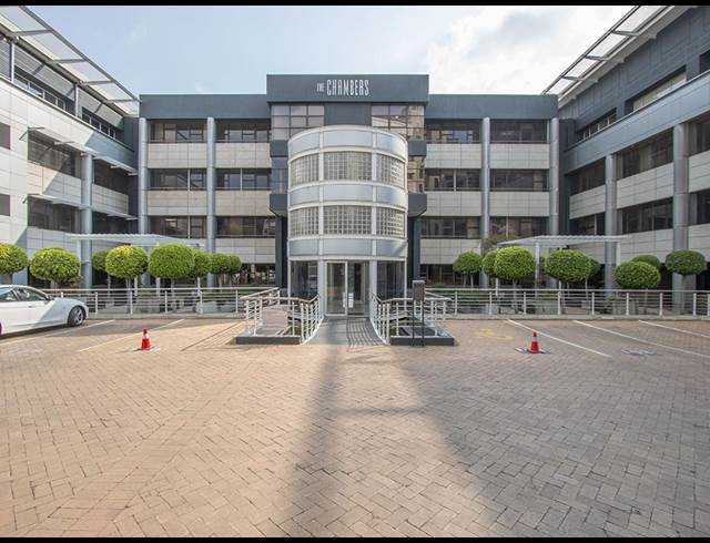 10,000M² OFFICE TO LET IN SANDOWN
