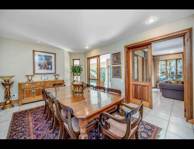 4 BEDROOM HOUSE TO LET IN DAINFERN GOLF ESTATE