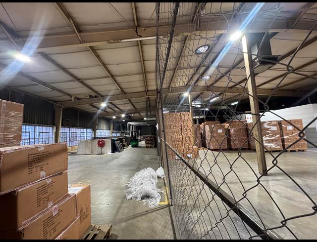 1,322M² WAREHOUSE TO LET IN WYNBERG
