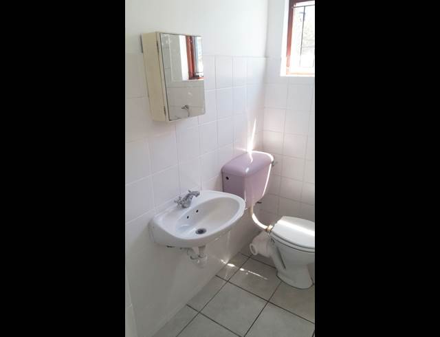 2 bed property to rent in OBSERVATORY