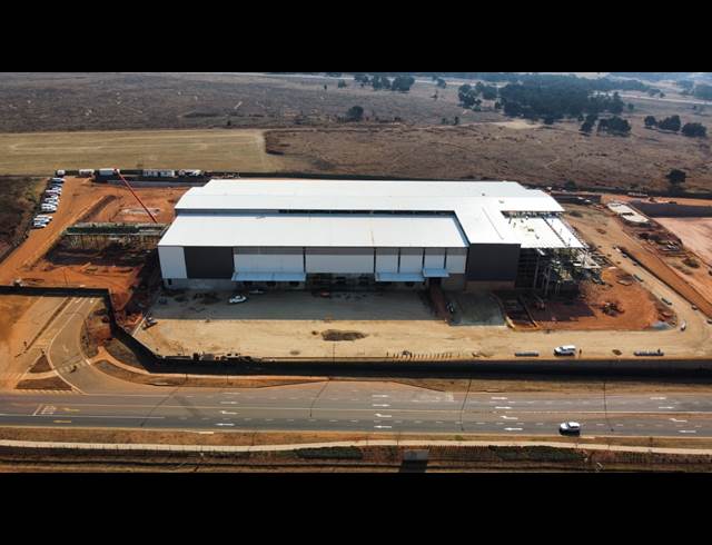 10,898M² WAREHOUSE TO LET IN WITFONTEIN