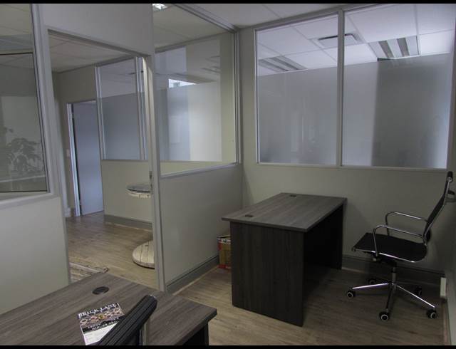 Business property to rent in CENTURY CITY