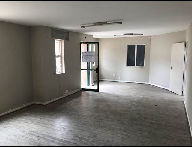 355M² WAREHOUSE TO LET IN STRIJDOMPARK