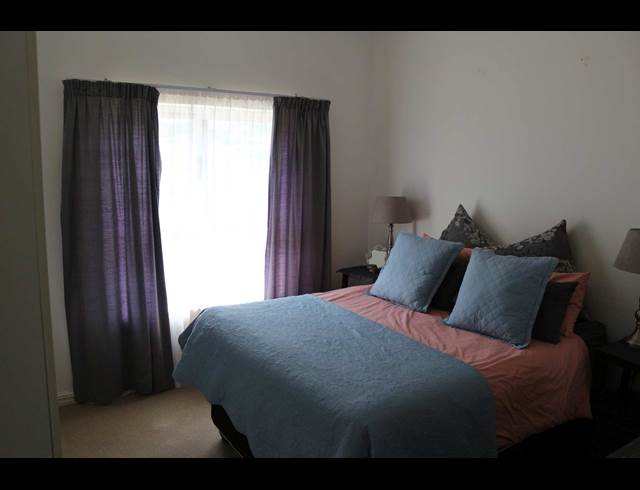 2 bed property to rent in TYGER WATERFRONT