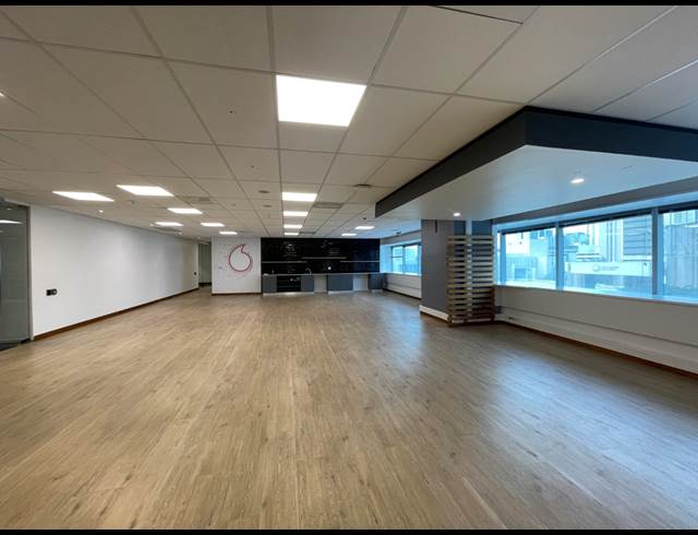 950M² OFFICE TO LET IN CAPE TOWN CITY CENTRE