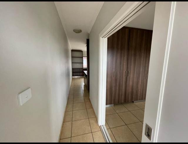 1 BEDROOM PROPERTY TO RENT IN DIE BULT