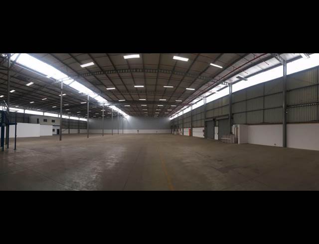 3,274M² WAREHOUSE TO LET IN RANDJESPARK