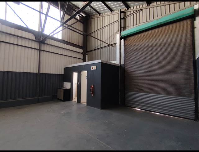 355M² WAREHOUSE TO LET IN CITY DEEP