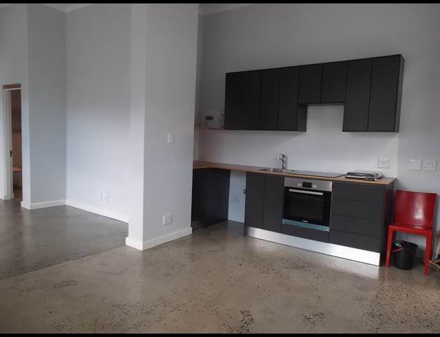 2 bed property to rent in OBSERVATORY