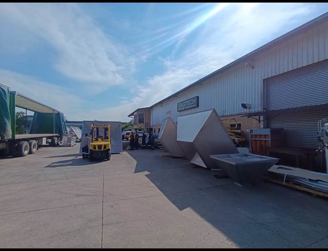 1,397M² WAREHOUSE TO LET IN MAHOGANY RIDGE