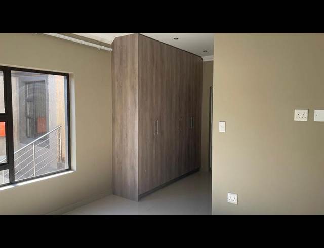 2 BEDROOM PROPERTY TO RENT IN ERASMIA