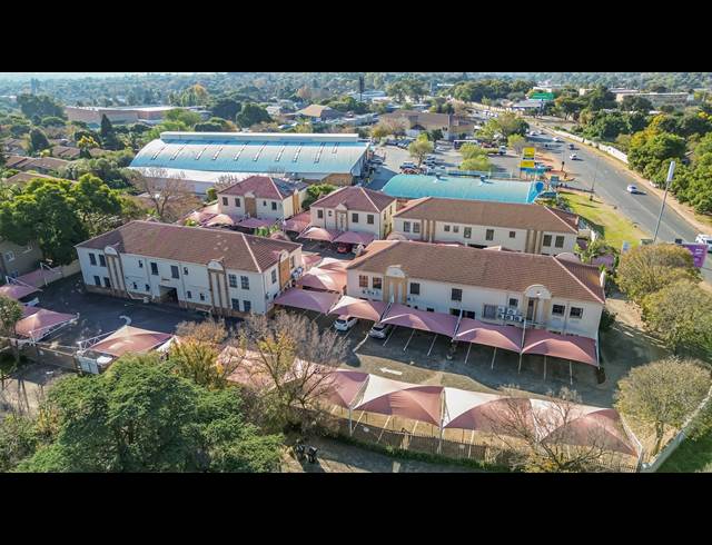 127M² OFFICE TO LET IN ROBINDALE