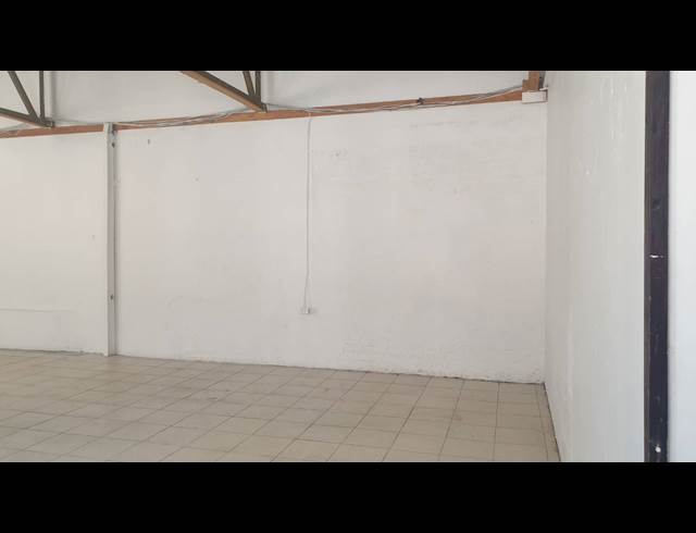 333M² FACTORY TO LET IN SALT RIVER