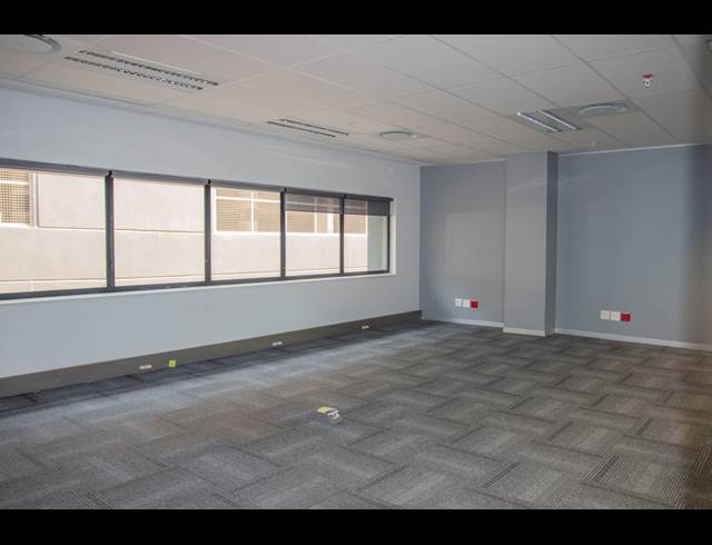 796M² OFFICE TO LET IN ROSEBANK