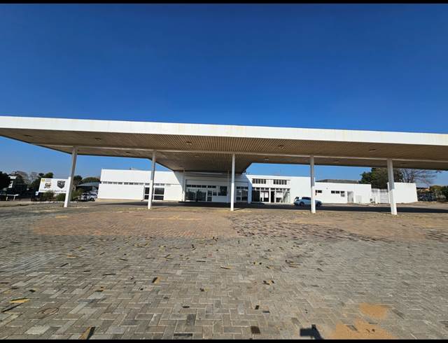 640M² BUSINESS TO LET IN NORTH RIDING