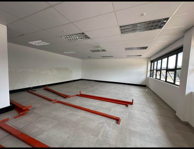 4,824M² WAREHOUSE TO LET IN KYA SANDS