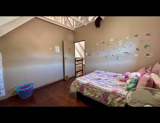 3 BEDROOM APARTMENT TO LET IN WEST ACRES