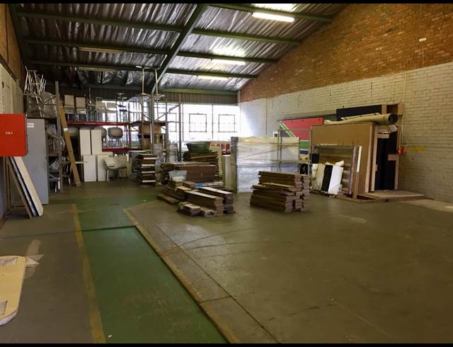 1,200M² WAREHOUSE TO LET IN STRIJDOMPARK
