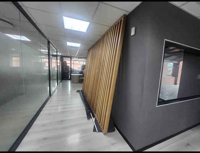 230M² OFFICE TO LET IN BEDFORDVIEW