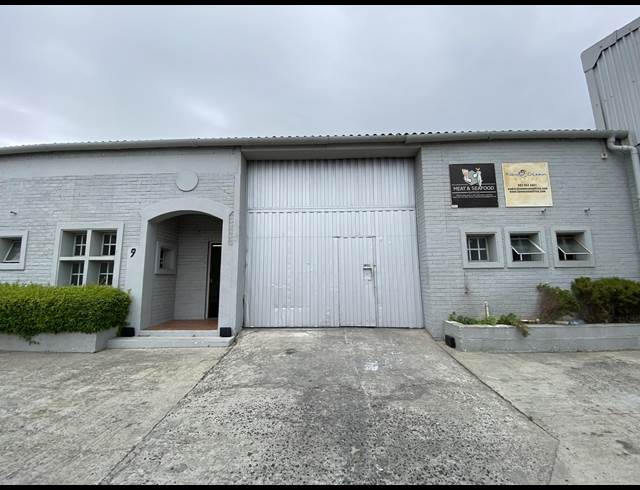 260M² WAREHOUSE TO LET IN EPPING INDUSTRIAL