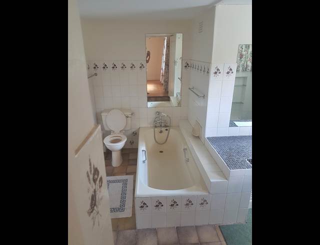 4 bed property to rent in LANGERUG