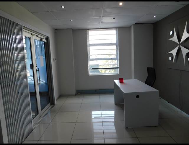 516M² OFFICE TO LET IN KENSINGTON B