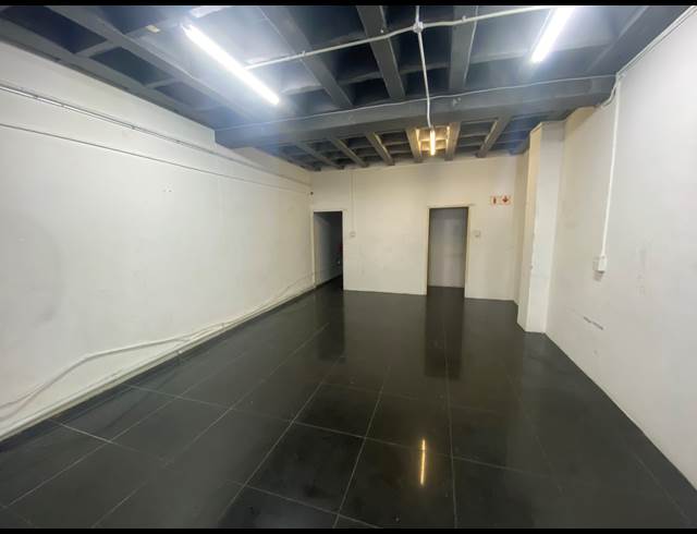 250M² RETAIL TO LET IN PARKLANDS