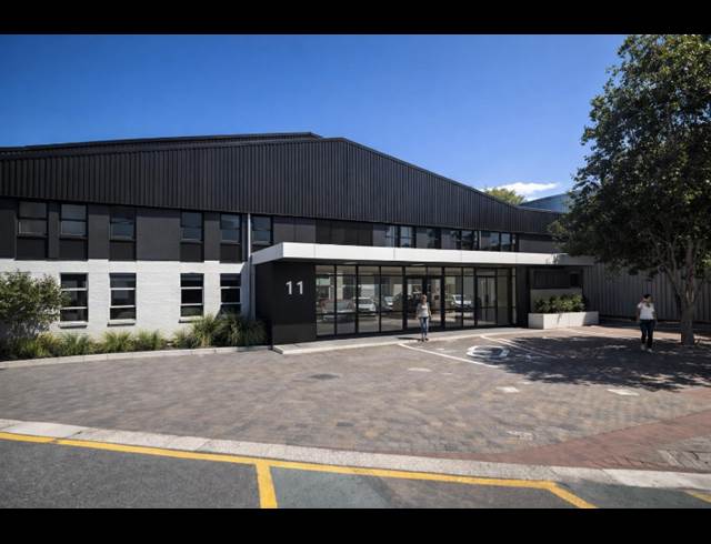 8,000M² WAREHOUSE TO LET IN PAARL CENTRAL