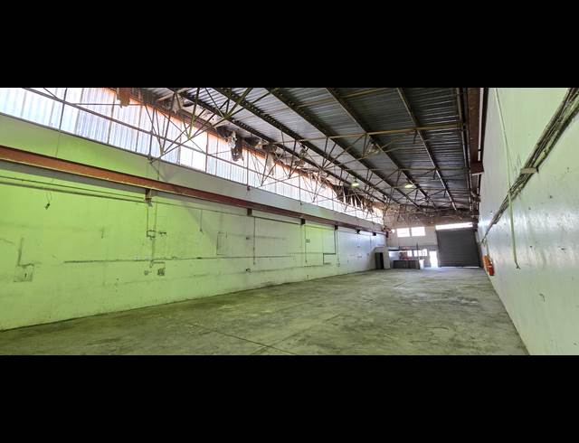 580M² MINI FACTORY TO LET IN STORMILL