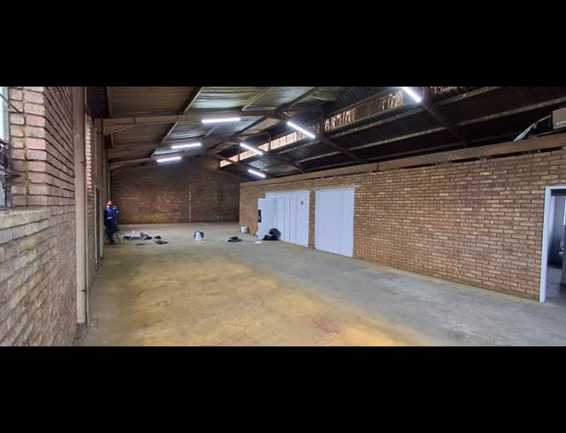 315M² BUILDING TO LET IN BENONI SOUTH