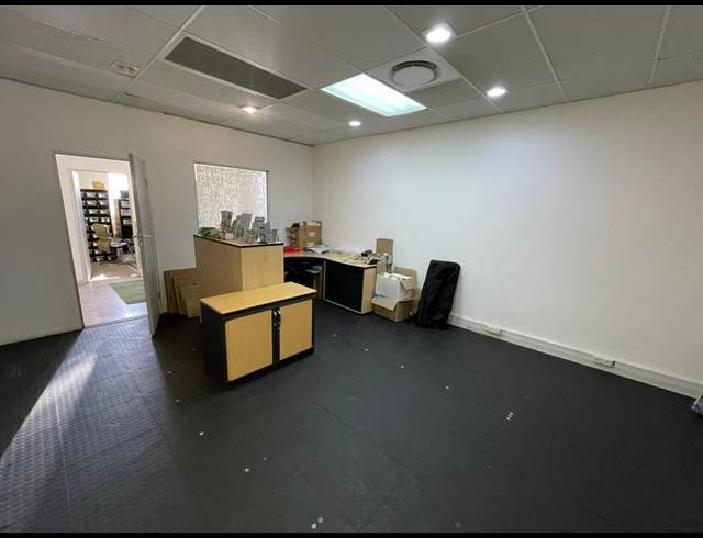 BUSINESS PROPERTY TO RENT IN HIGHVELD