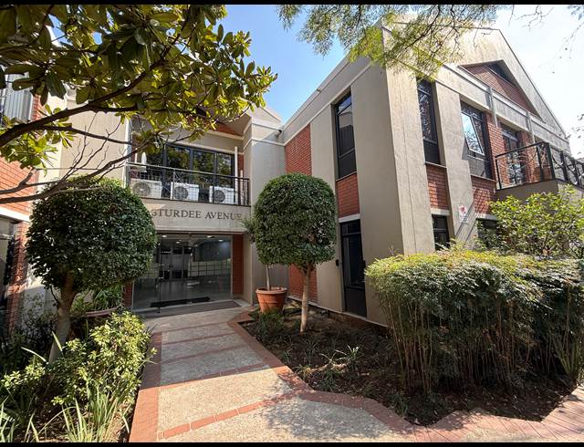 141M² OFFICE TO LET IN ROSEBANK