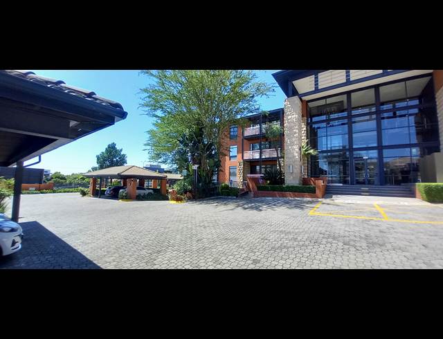 425M² OFFICE TO LET IN BRYANSTON