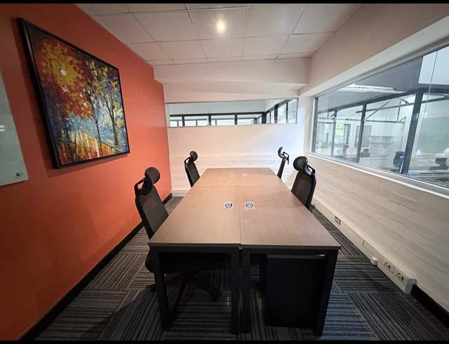 17M² SERVICED OFFICE TO LET IN BARBEQUE DOWNS