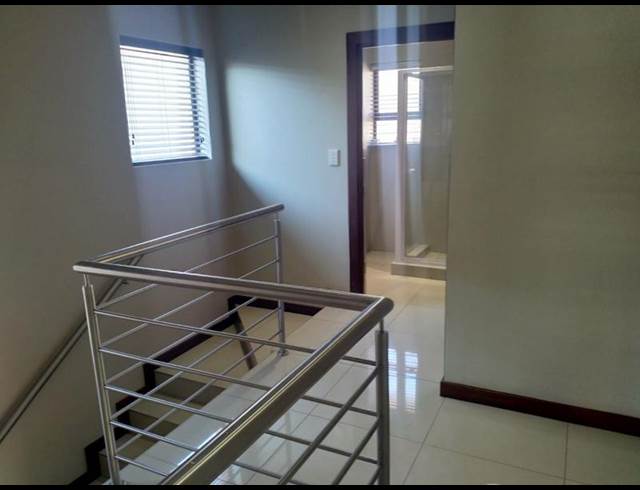 3 BEDROOM PROPERTY TO RENT IN RASLOUW GARDENS