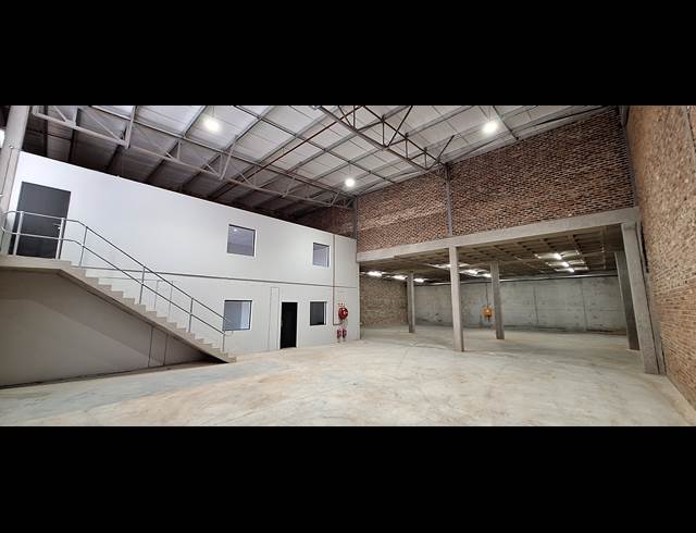 574M² WAREHOUSE TO LET IN NOOITGEDACHT