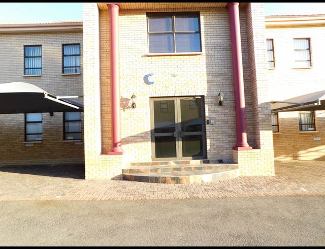 390M² OFFICE TO LET IN RANDBURG CENTRAL
