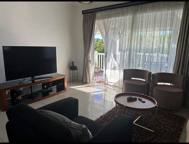 2 BEDROOM APARTMENT TO LET IN SHELLY BEACH