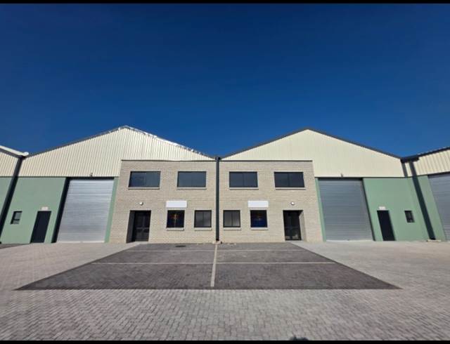 700M² WAREHOUSE TO LET IN FIRGROVE INDUSTRIAL ESTATE