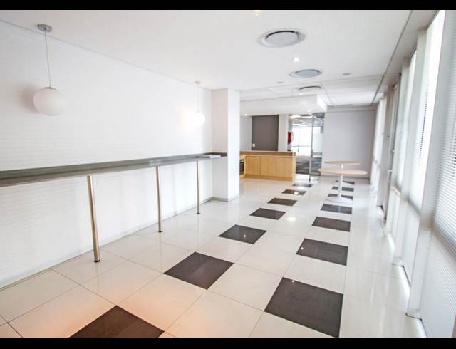 851M² OFFICE TO LET IN MELROSE ESTATE