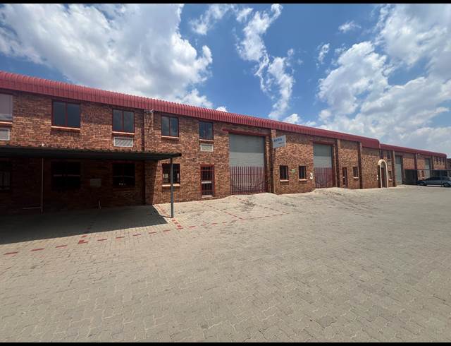 504M² WAREHOUSE TO LET IN KYA SANDS