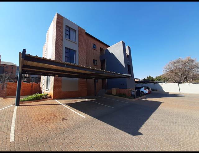 2 BEDROOM PROPERTY TO RENT IN OLYMPUS AH