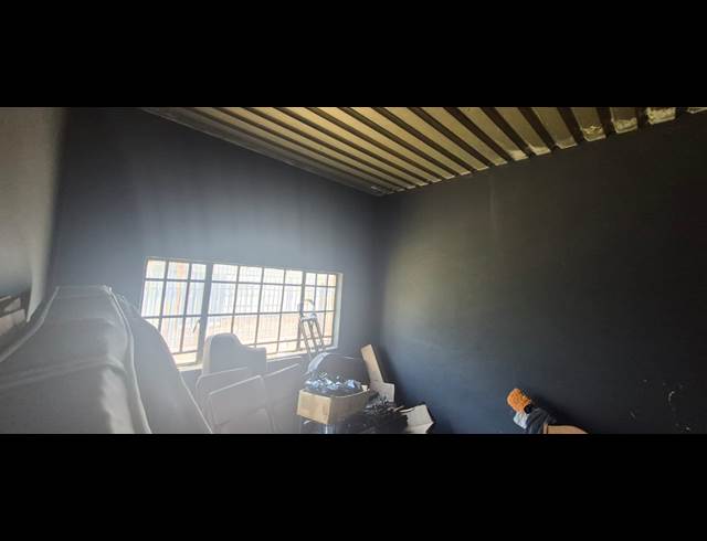 566M² WAREHOUSE TO LET IN ANDERBOLT